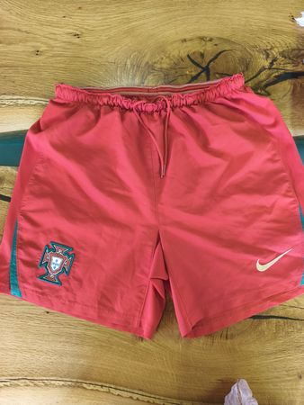 NIKE Herren Shorts M (A2)