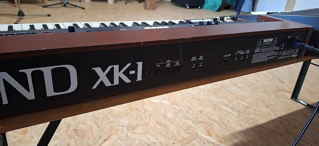 Strumenti musicali: Hammond XK1 ,Orgel Keyboard – Usato da Amden venduto da Orgelfreak 3