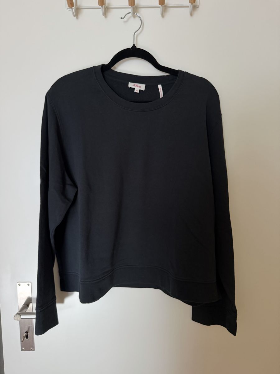 S.Oliver Pullover & Sweatshirts: Pullover s.Oliver schwarz Grösse 42 aus Bio-Baumwolle – Gebraucht aus Langnau am Albis von Schneeflocke92 4