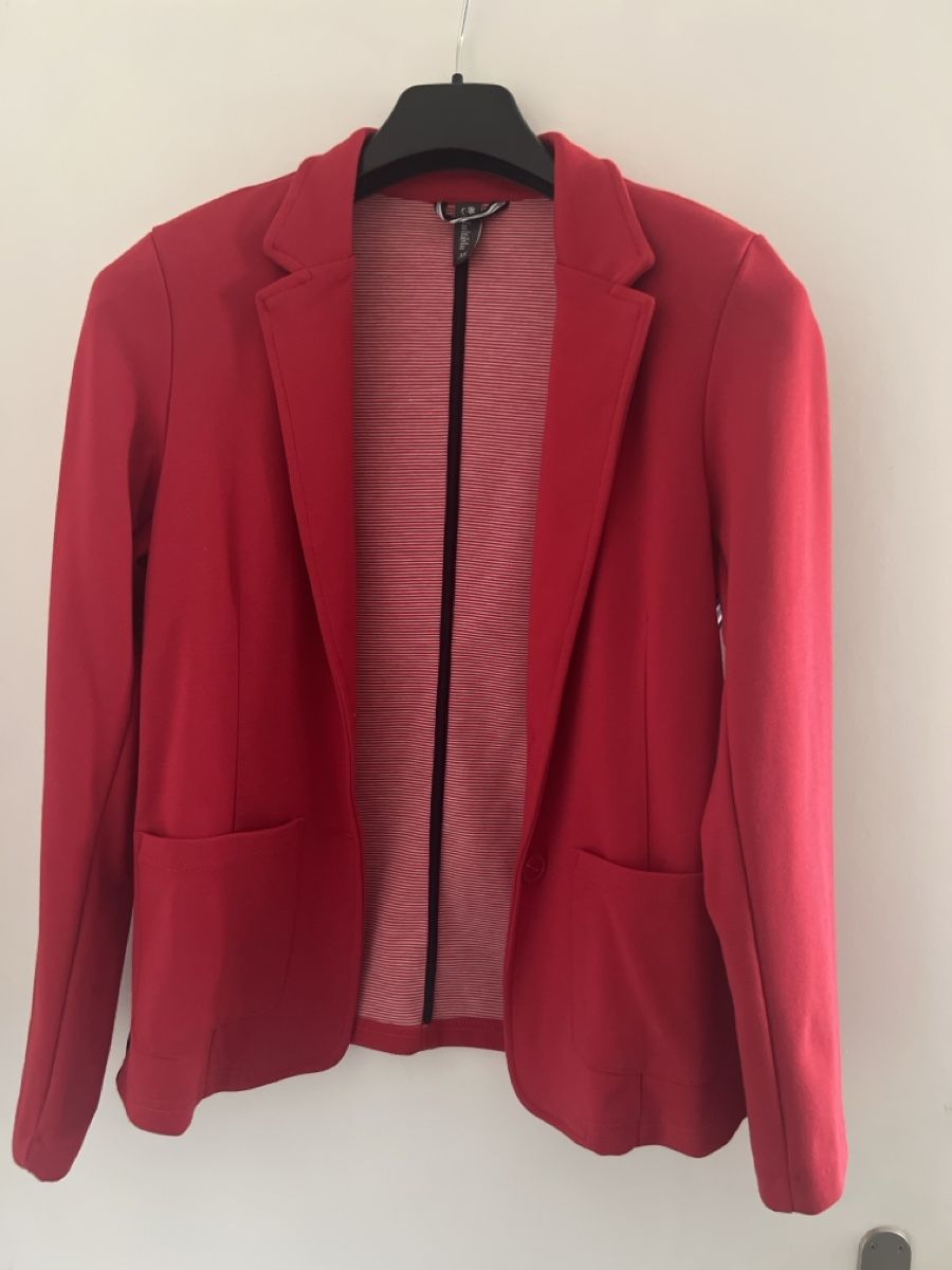 Giacche: Roter Blazer mit Streifen, Grösse 38, Multiblu – Usato da Fräschels venduto da Cesca