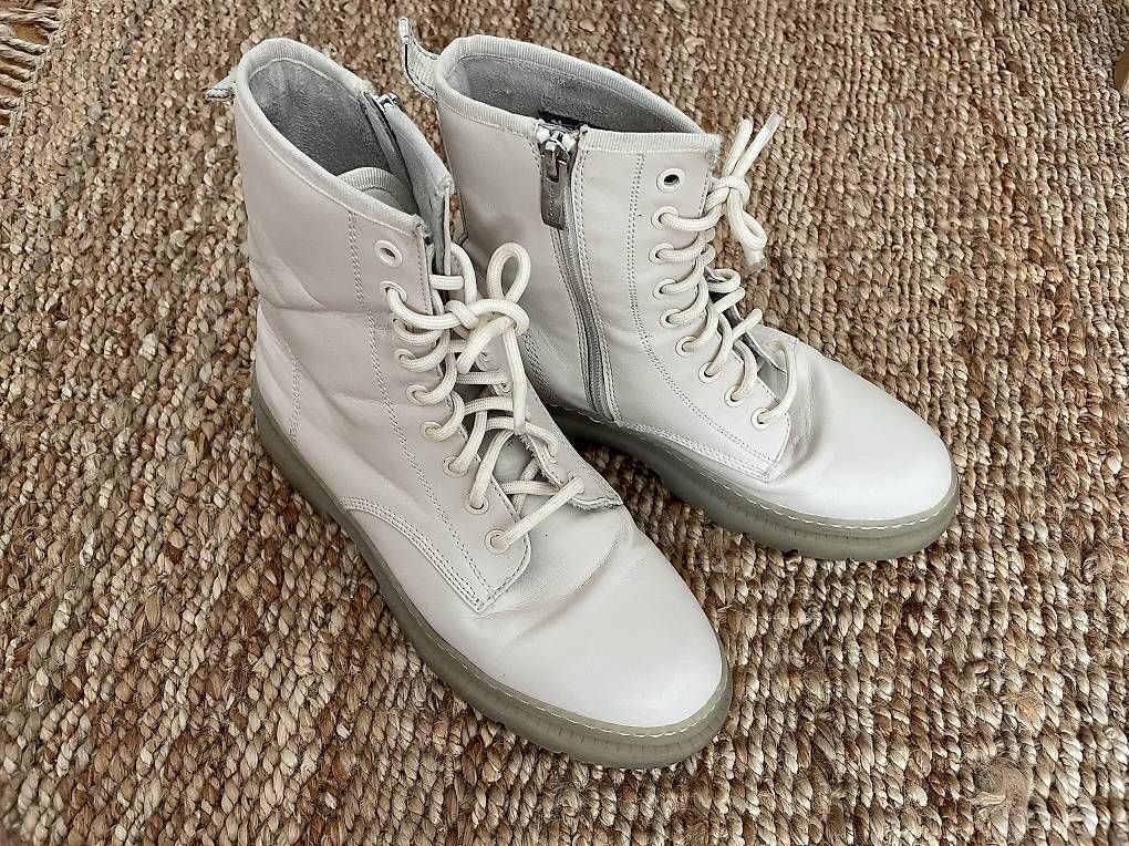 Tamaris Scarpe da donna: Tamaris Stiefeletten Gr. 38 – Usato da Luzern venduto da bse_11x