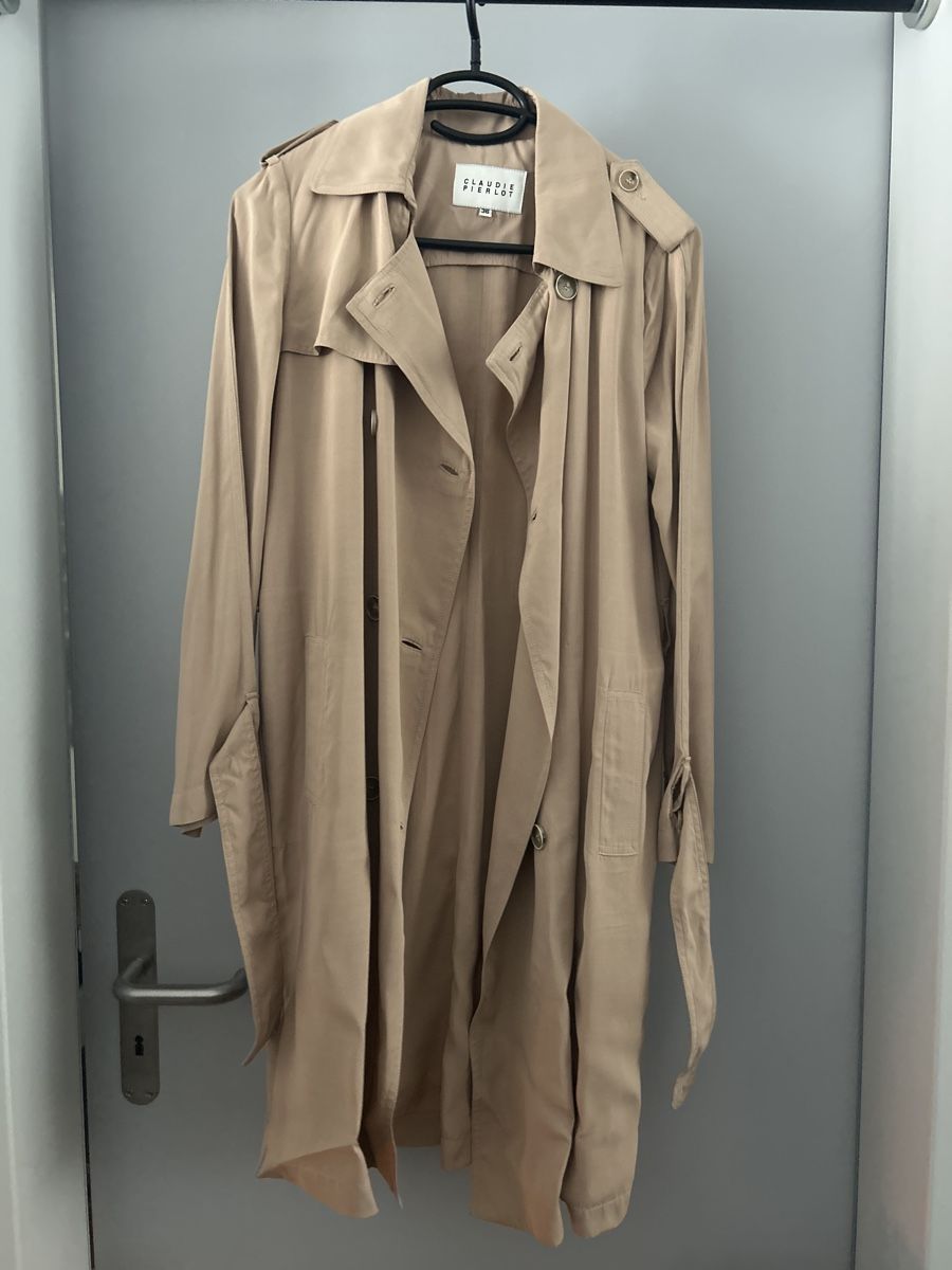 Claudie Pierlot Cappotti: Claudie Pierlot Mantel – Usato da zürich venduto da gettingridofstuff
