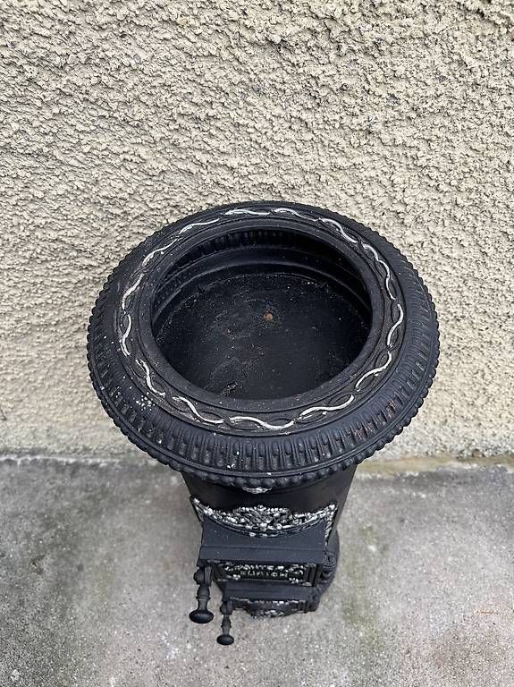 Sonstiges antikes Mobiliar: Gussofen – Gebraucht aus Dietikon von tob_hl68 3