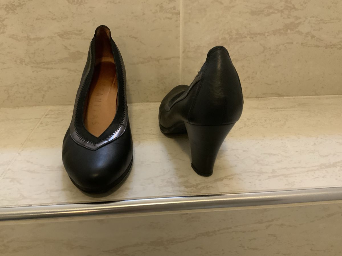 Damenschuhe: Hispanitas Pump, Leder, Size 36 – Gebraucht aus Oberwil BL von xdb_gw6t 1