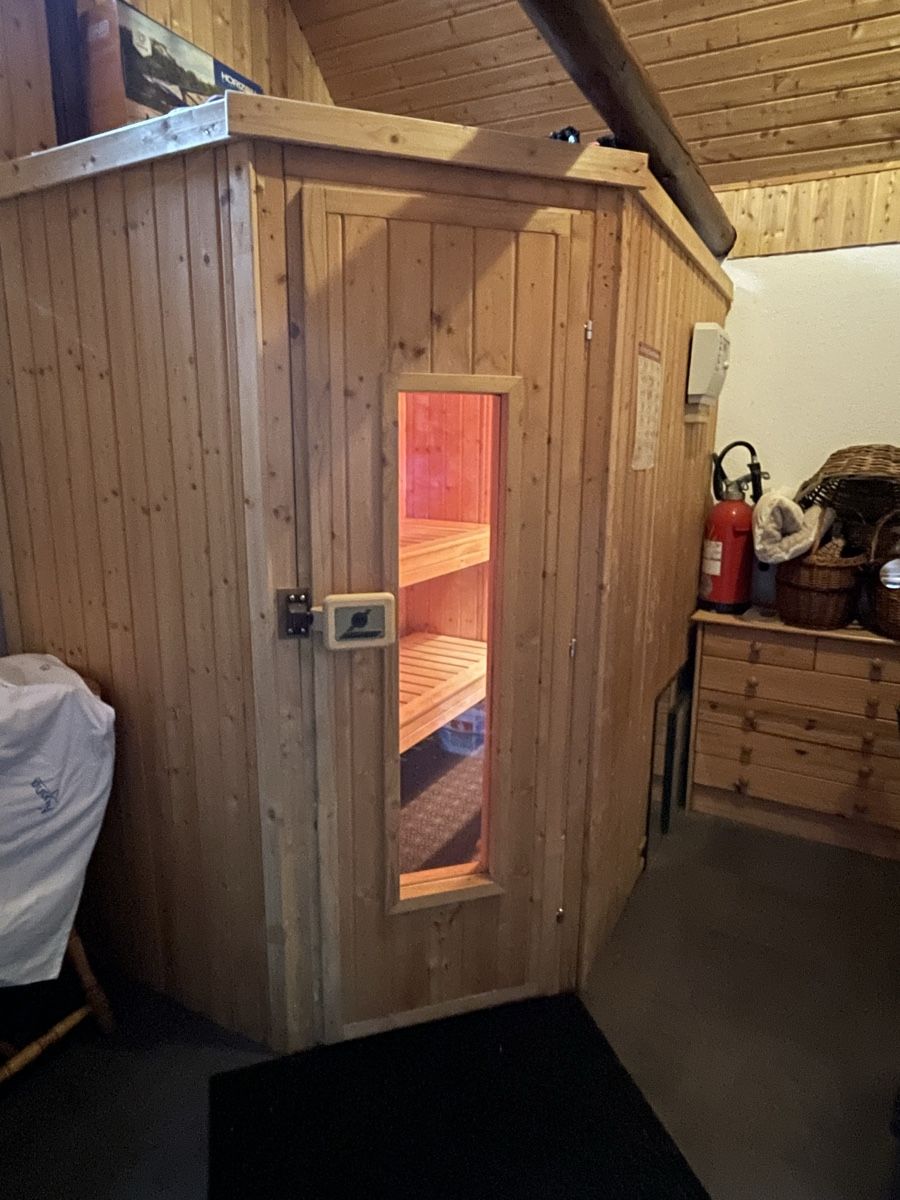 Sauna & Accessori: WEKA Sauna, Finnisch  – Usato da Büetigen venduto da Biker035 3
