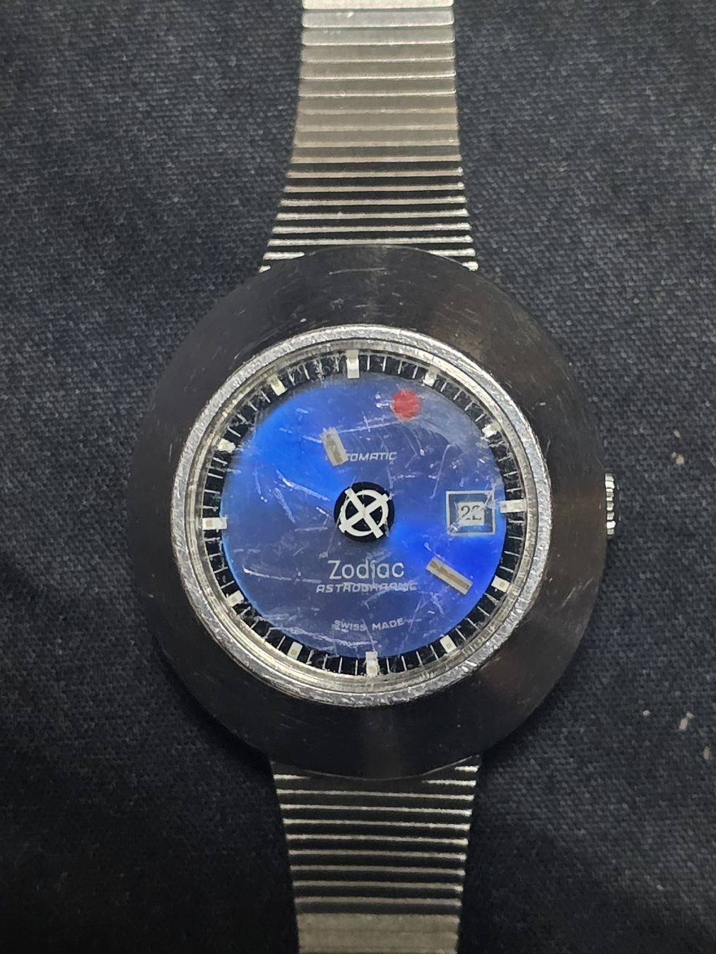 Zodiac Orologi: Zodiac femme Astrographic Automatic vintage – Usato da La Chaux-de-Fonds venduto da mem_l6xm 1