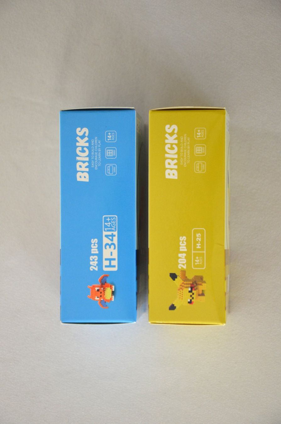 Statuette: Bausteine Pokémon Minifiguren - Charizard & Pikachu - NEU – Nuovo e nell'imballaggio originale da Dotzigen venduto da H-1994 1