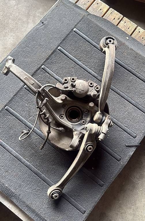 Ciclomotori: Audi A5 8T Achsschenkel Vorne Komplett Original – Usato da Safenwil venduto da Optimec_GmbH