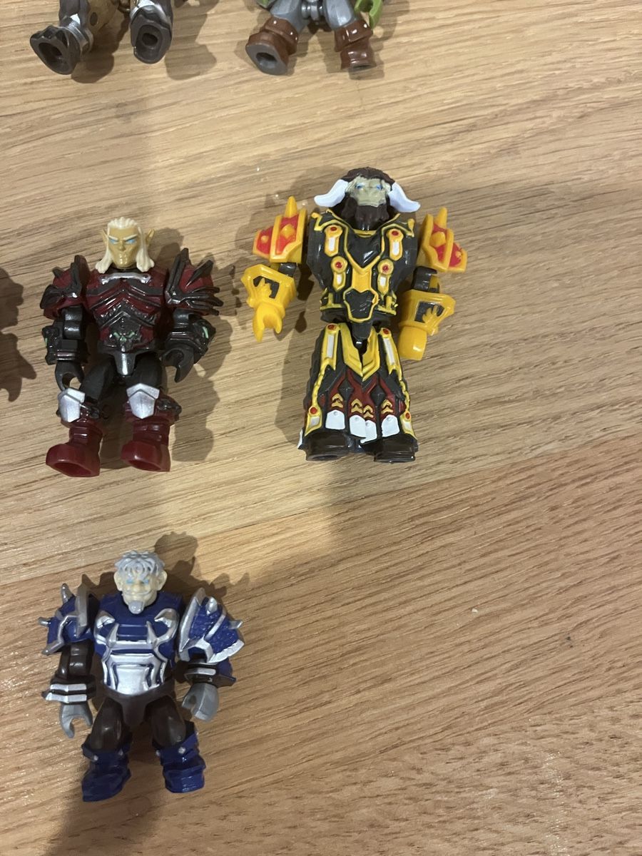 Figuren: World of Warcraft mini Figuren – Gebraucht aus Neerach von fuz_8d7l 4