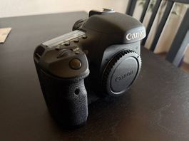 Canon EOS 7D + Batteriegriff