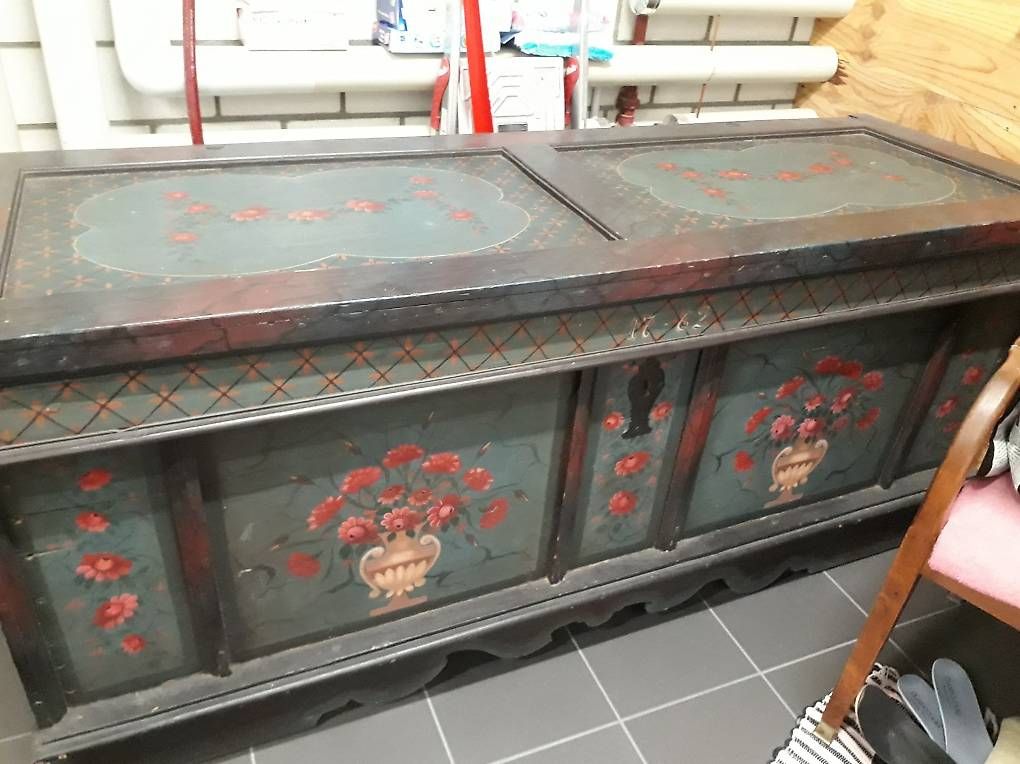 Cassapanche: Antike Truhe 1762 – Usato da Kesswil venduto da Branca-01