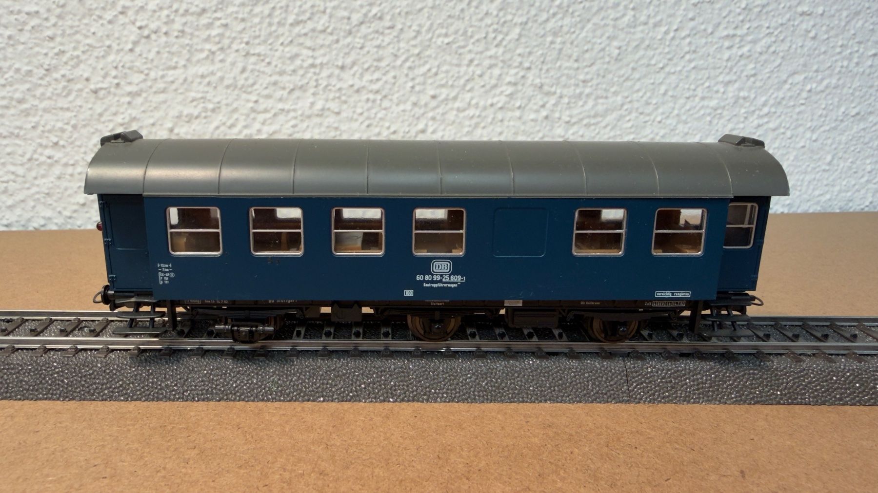 Roco Modelleisenbahnen: Roco DB Bautruppführerwagen H0 / DC – Gebraucht aus Windlach von Kelebra 6