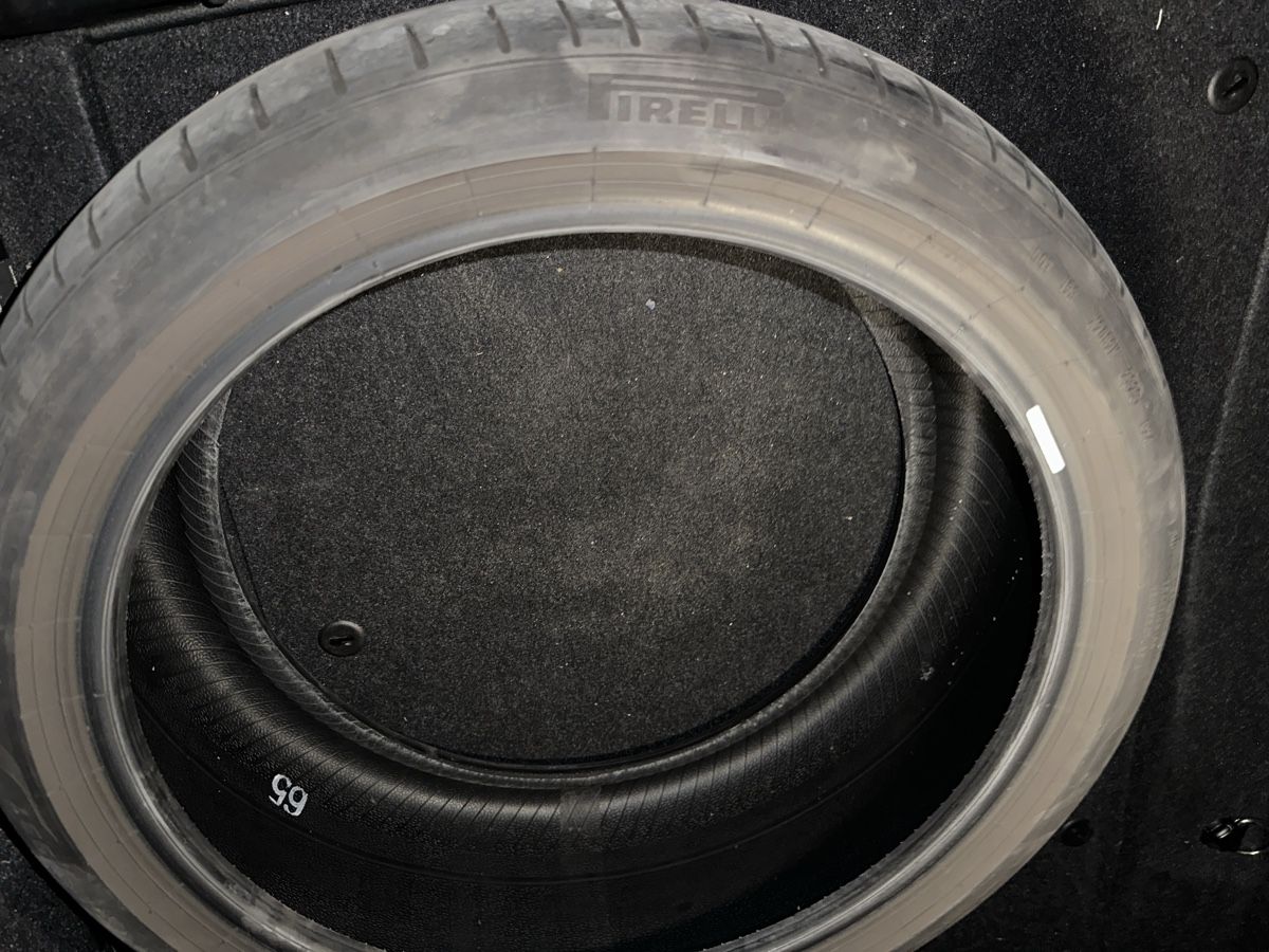 Pneumatici & Ruote complete: Pirelli P Zero 225/40/R19 93Y – Usato da St. Gallen venduto da m.gdl 2