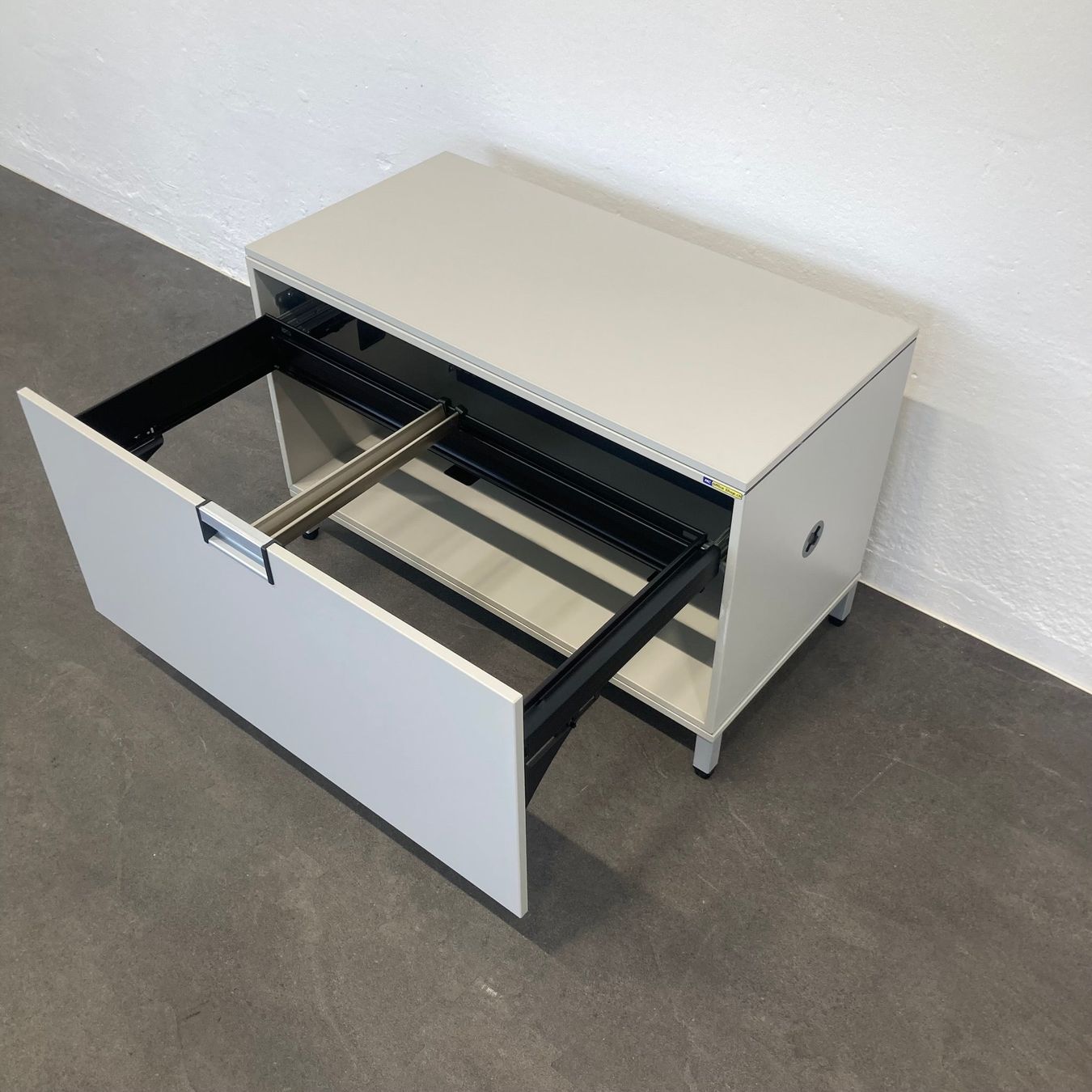 Scaffali: Steelcase Flexbox Hängeregister-Sideboard – Usato da Schönenwerd venduto da mcofficeshop 5