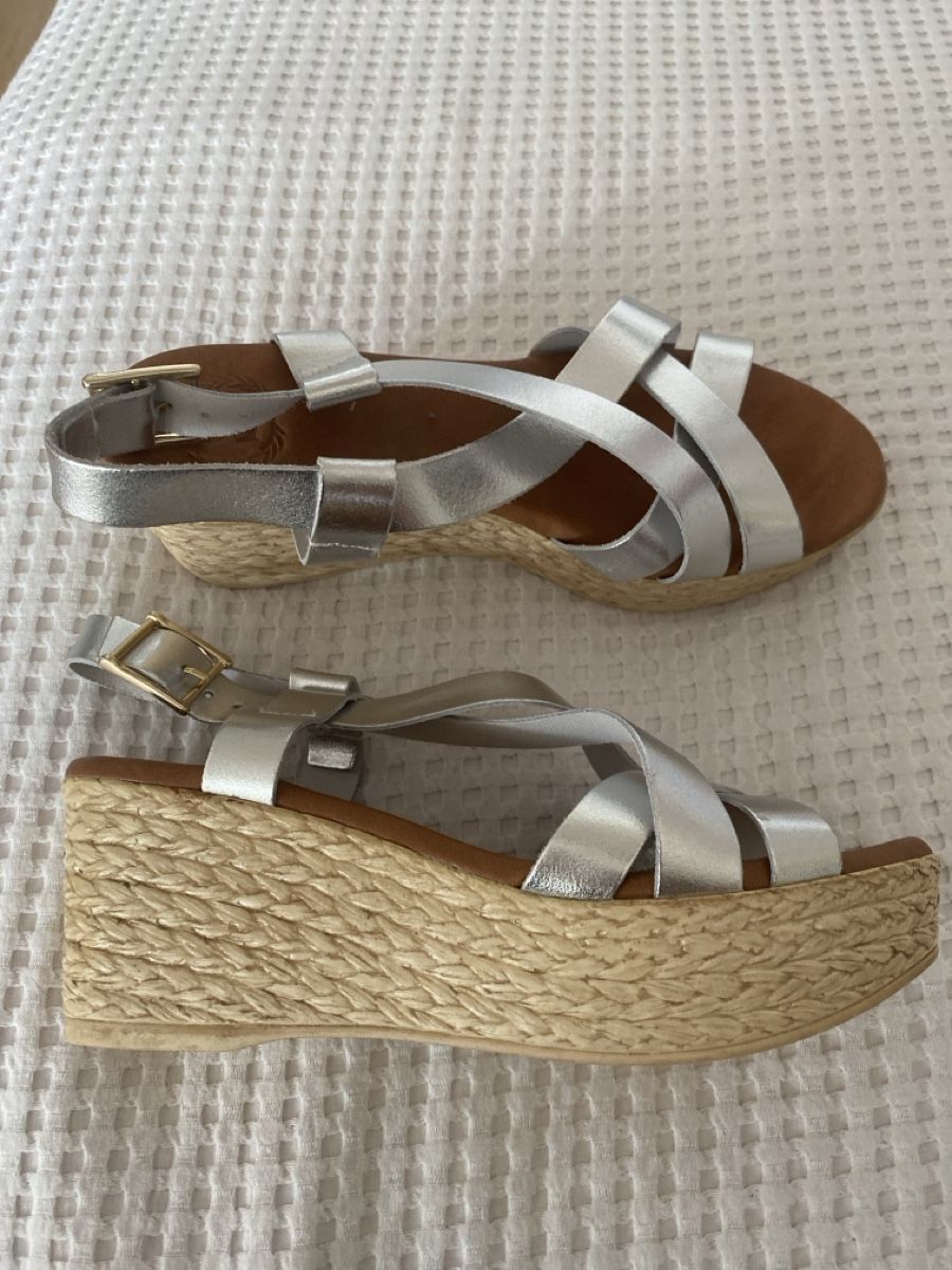 Scarpe da donna: Sandalen/wedges – Usato da Emmenbrücke venduto da Vicinolago 1