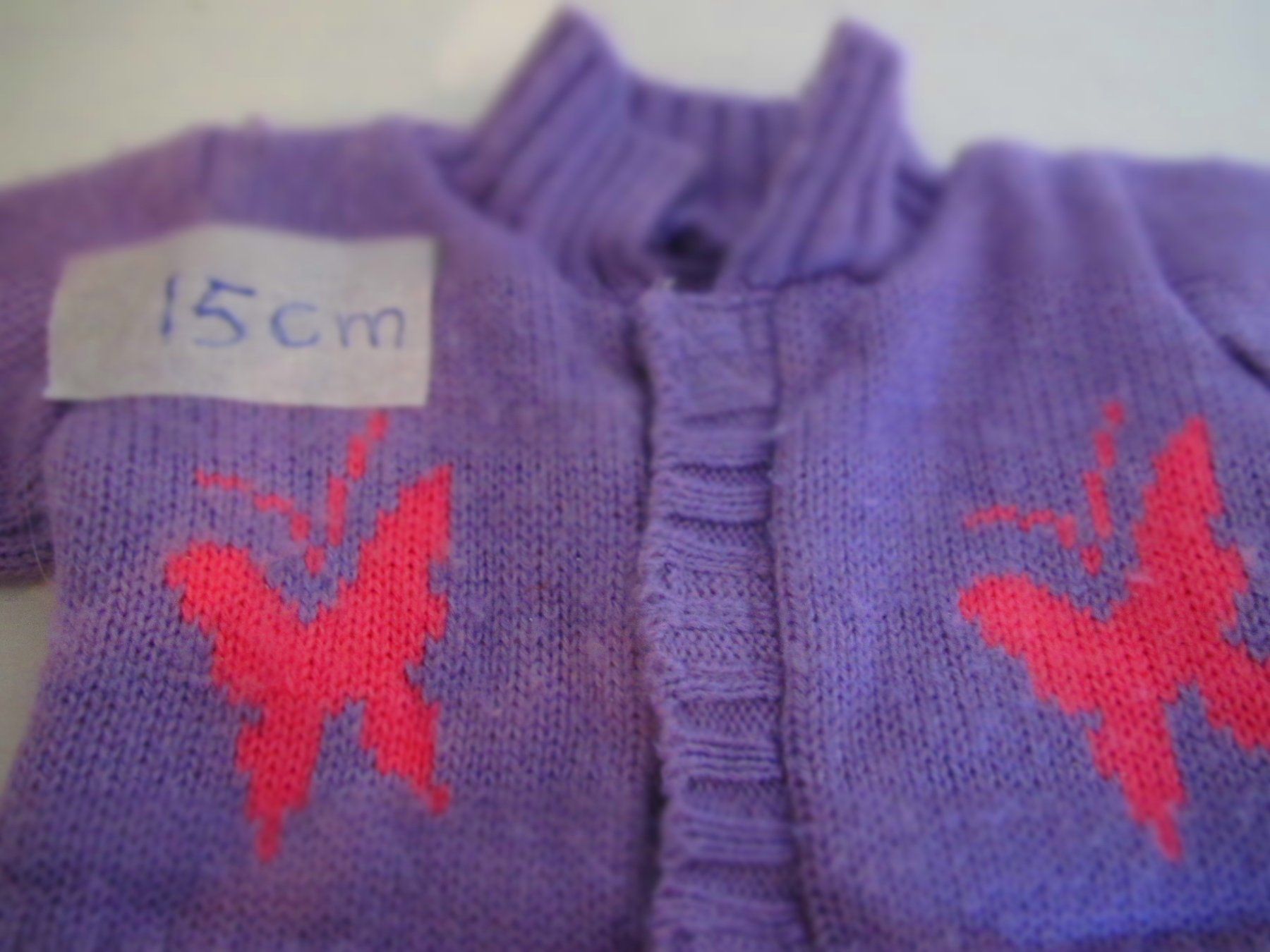 Bambole: JAQUETTE EN TRICOT POUR POUPEE – Usato da Murten venduto da Selliot 2