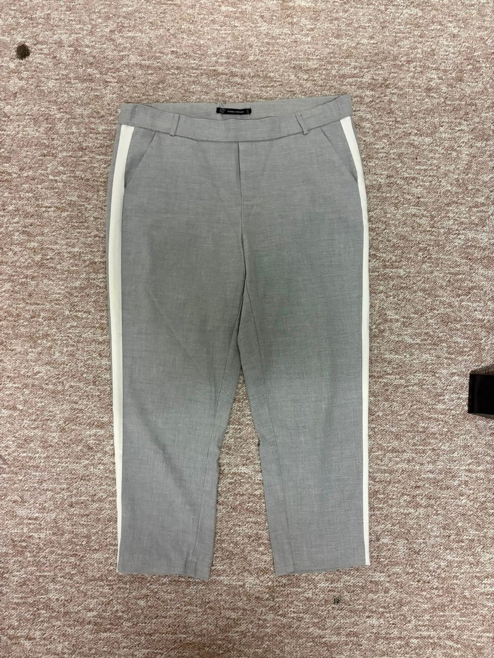 Zara Pantaloni: 3/4 Hose Zara – Usato da Adliswil venduto da thiago1995