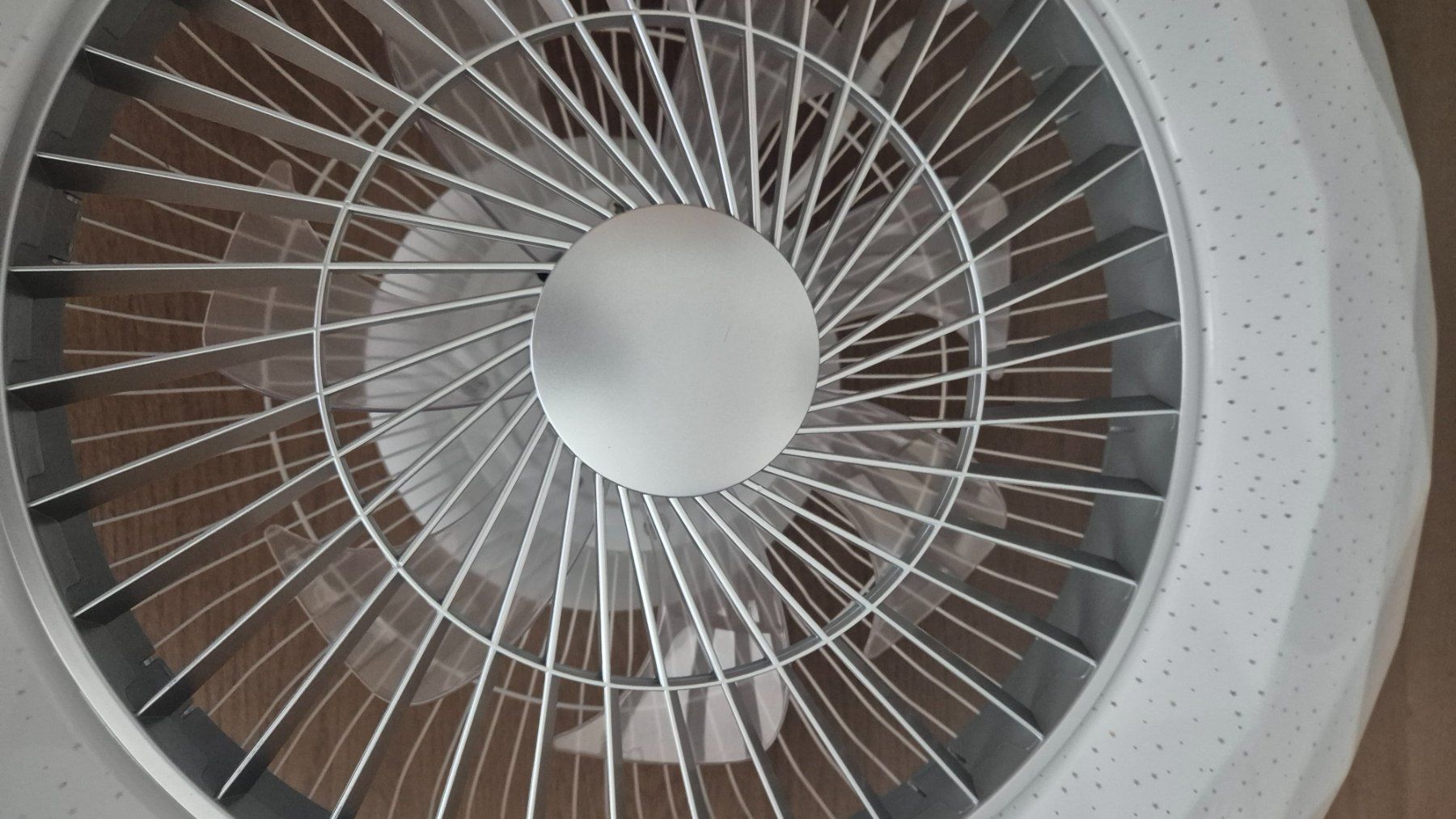 Lampadari & plafoniere: LED-Deckenlampe mit Ventilator - Sternenhimmel-Design – Usato da Oberentfelden venduto da angelheart71 2