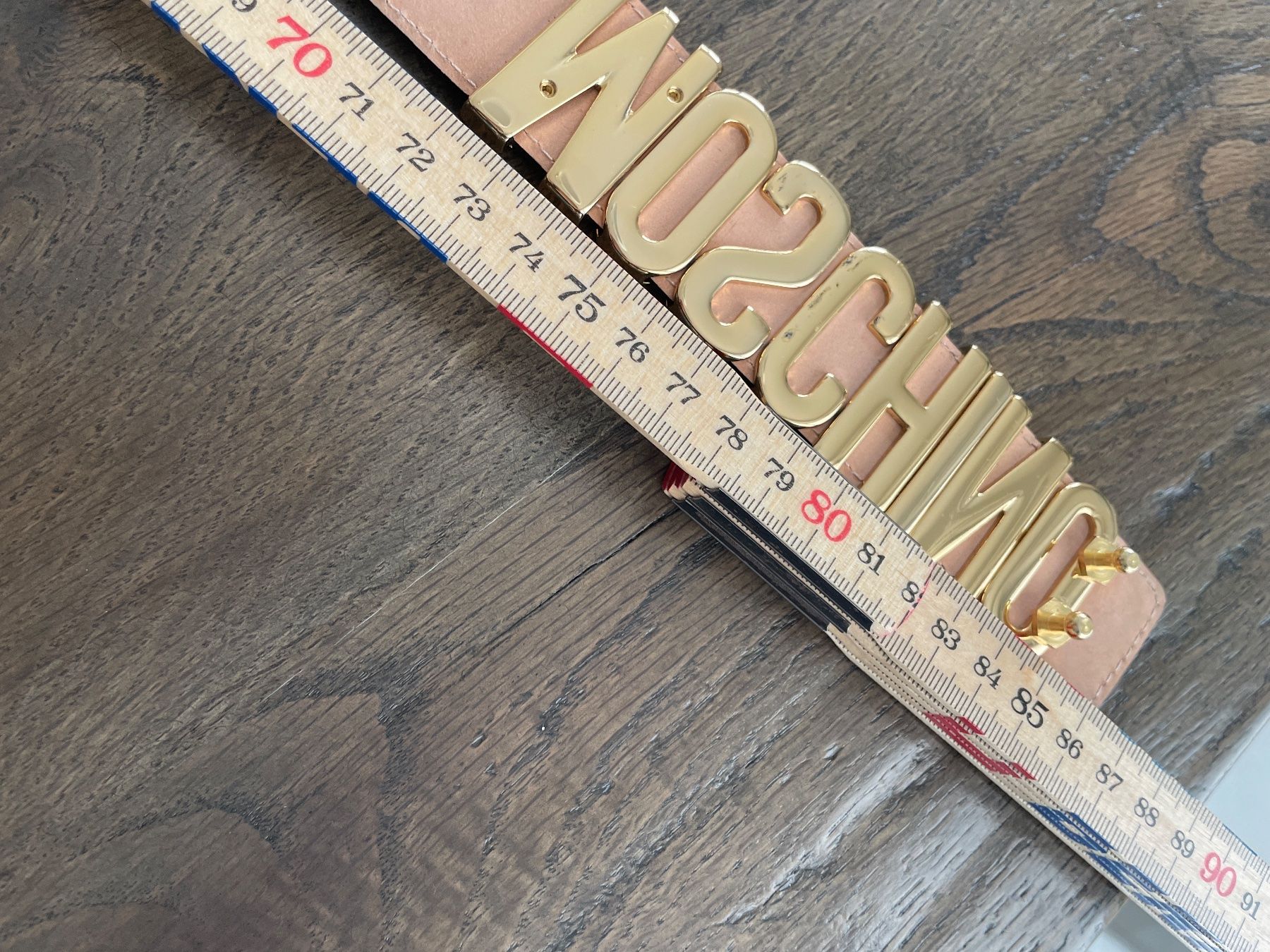 Moschino Cinture: MOSCHINO Gürtel – Usato da Zunzgen venduto da mel_y6w2 7
