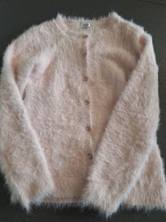 flauschige Strickjacke rosa Gr. 122