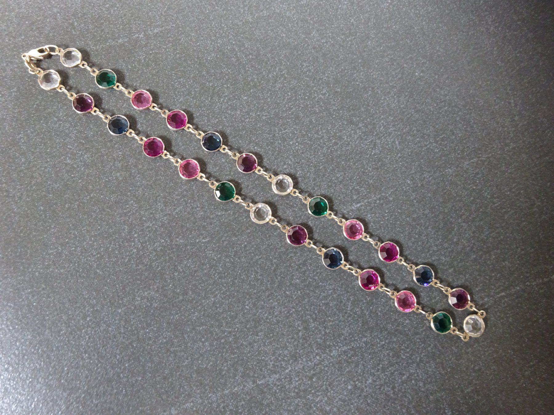 Catenine: Halskette Multicolor / 45cm – Usato da Oetwil am See venduto da Senegal