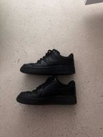 Black Nike Airforce
