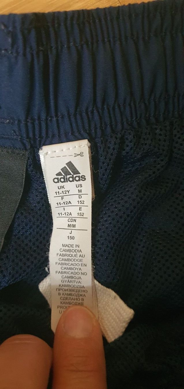 Adidas Pantaloni: Adidas Trainer Nr.152 – Usato da Mels venduto da ricoshop 1