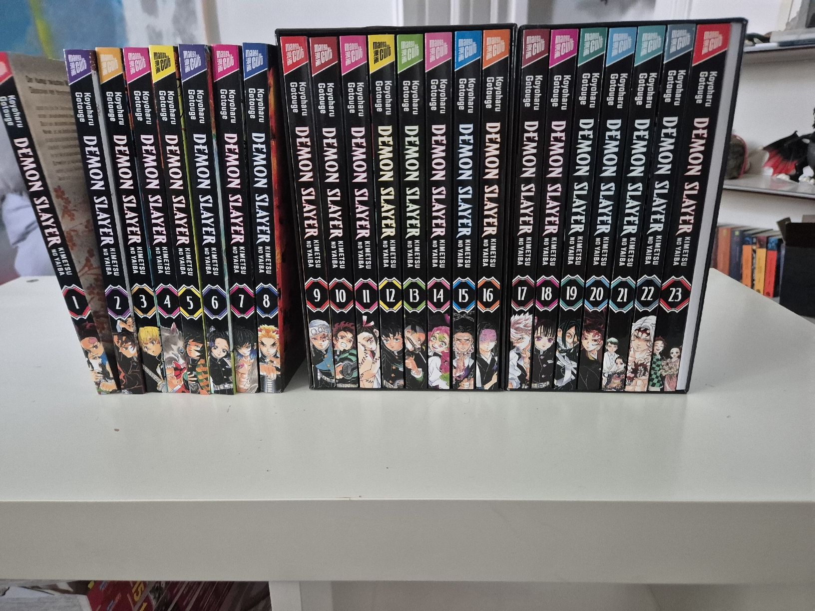Libri: Demon Slayer komplett – Usato da Bern venduto da Maia3006