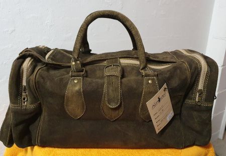 Neu: "Almsach" Wildleder Tasche / kleine Reisetasche etc.