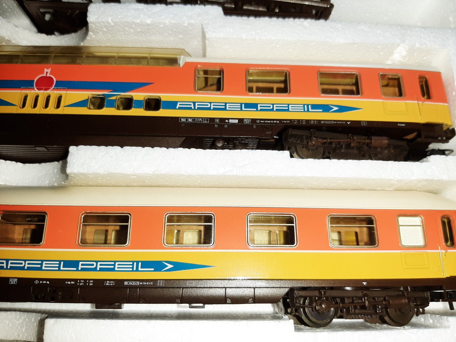 Lima Modellini di ferrovie: Lima Wagenset Apfelpfeil – Usato da Avully venduto da RIVALIS 3