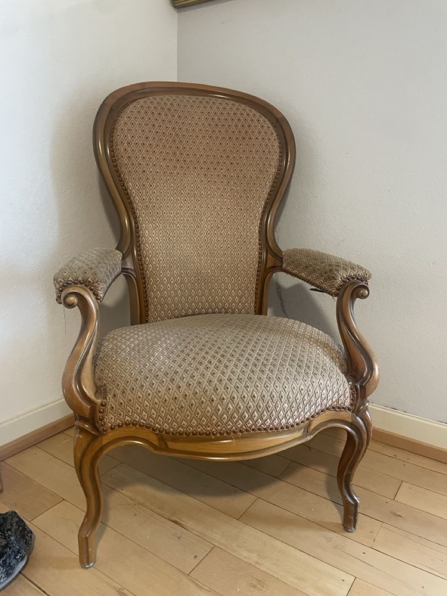 Antike Sessel Mit Armlehne