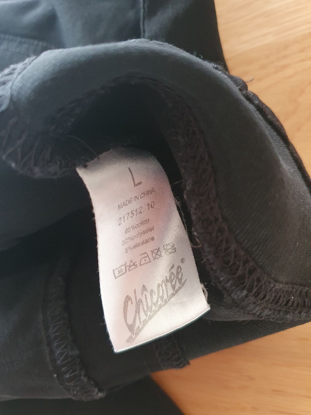 Pantaloni: Chicorée Hose, Grösse L, schwarz, – Usato da St.Gallen venduto da Avena135 3