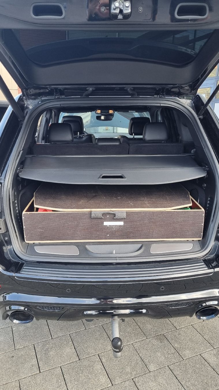 Jeep Autos: Grand Cherokee SRT8 6.4Lt V8 – D'occasion à Beinwil am See par rimeina 6