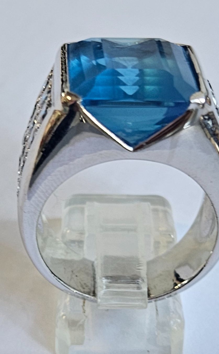 Anelli: Schwerer Edelstein Fingerring – Nuovo e nell'imballaggio originale da Zürich venduto da adriben 6