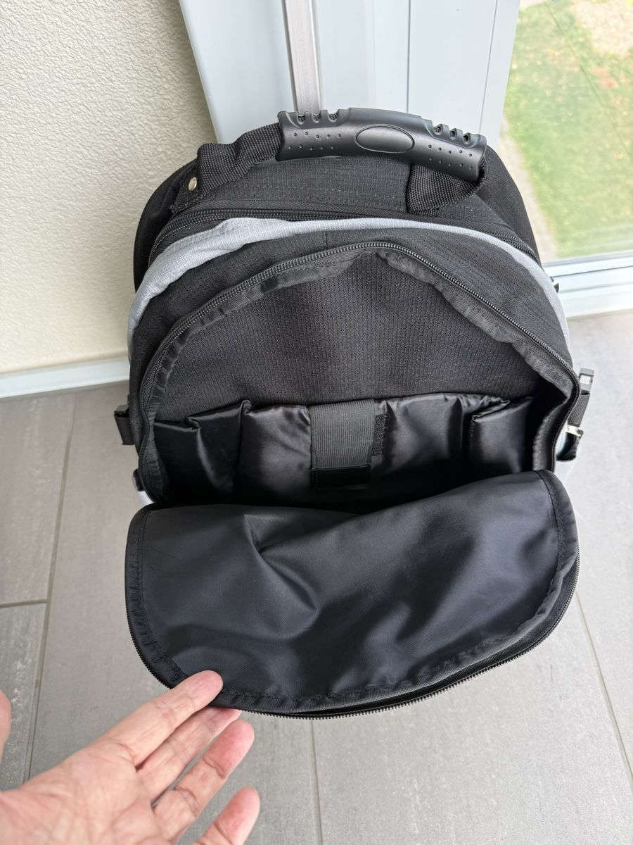 Koffer & Taschen: Rolltasche – Gebraucht aus Winterthur von Montreal63 9