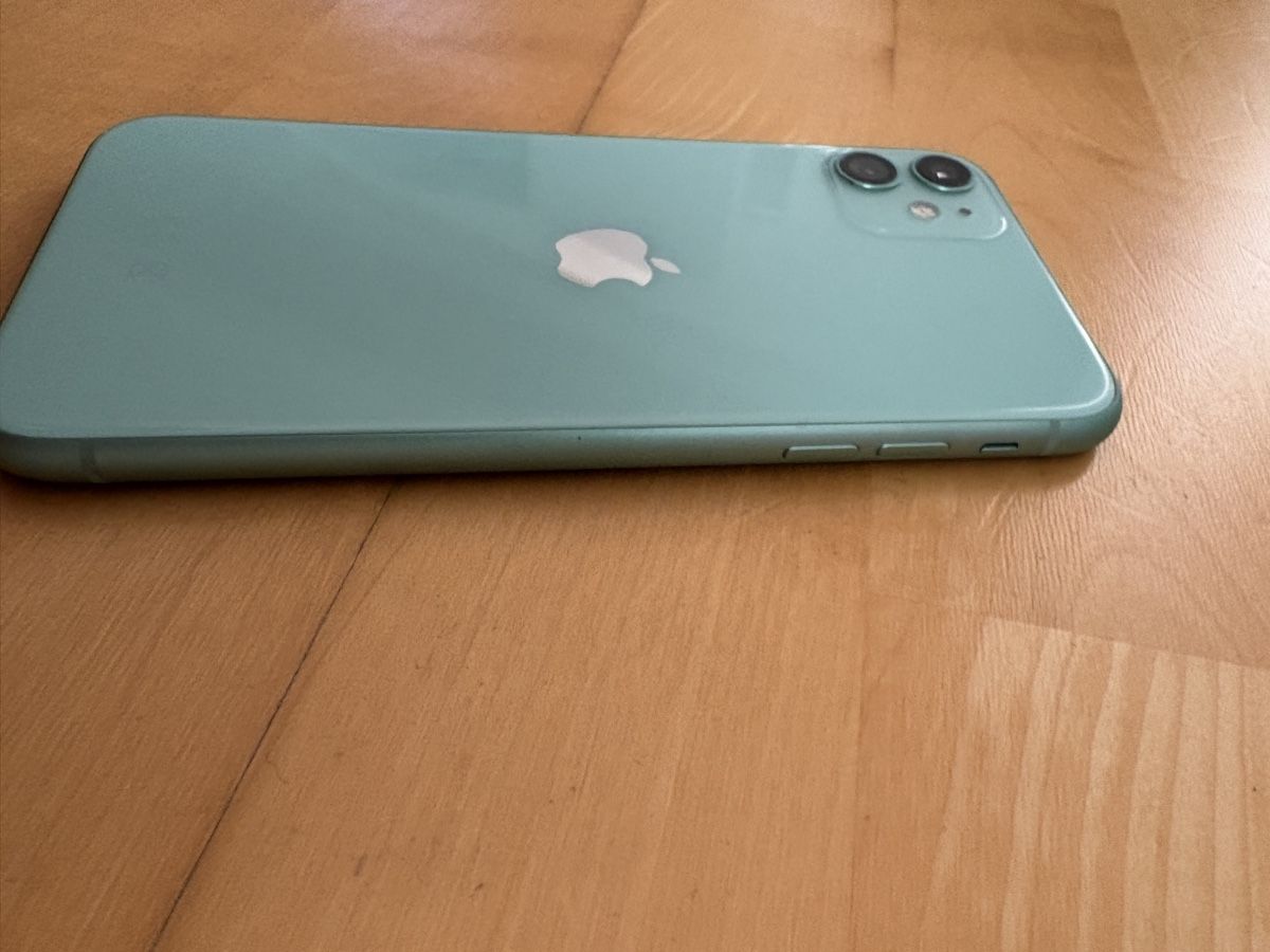 Apple Handys / Smartphones: Iphone 11 – Gebraucht aus Stäfa von Nogla 5