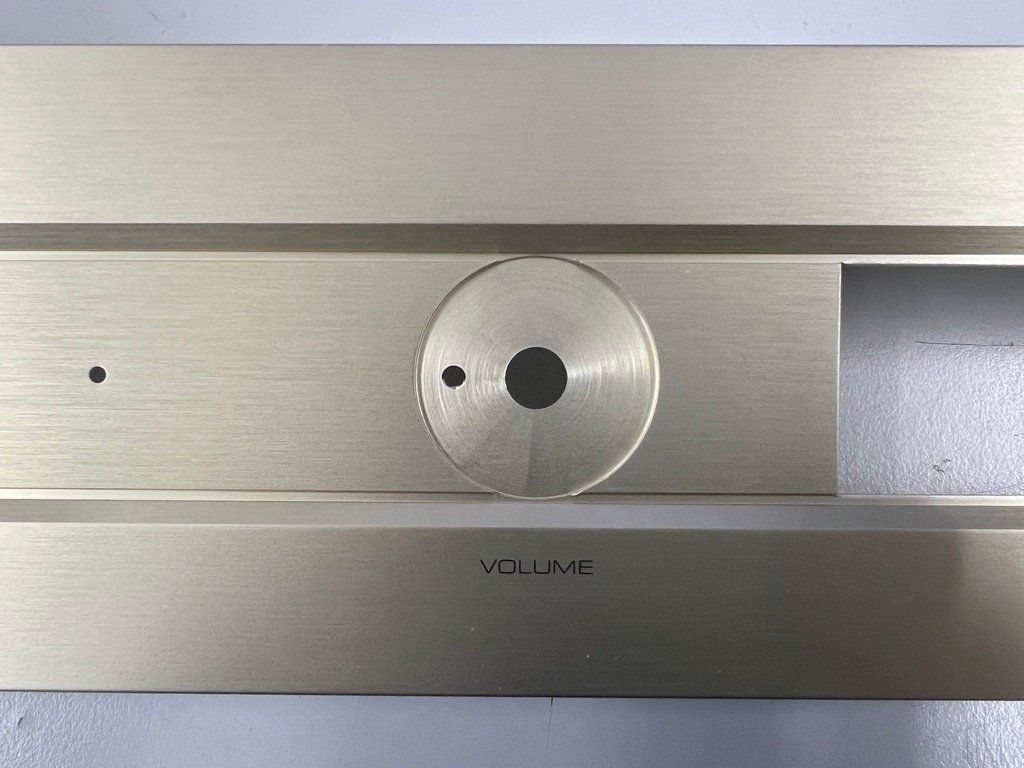 Revox Verstärker: Revox H5, Front in Champagner, neu – Neu (gemäss Beschreibung) aus Bazenheid von Ruediloosli 2