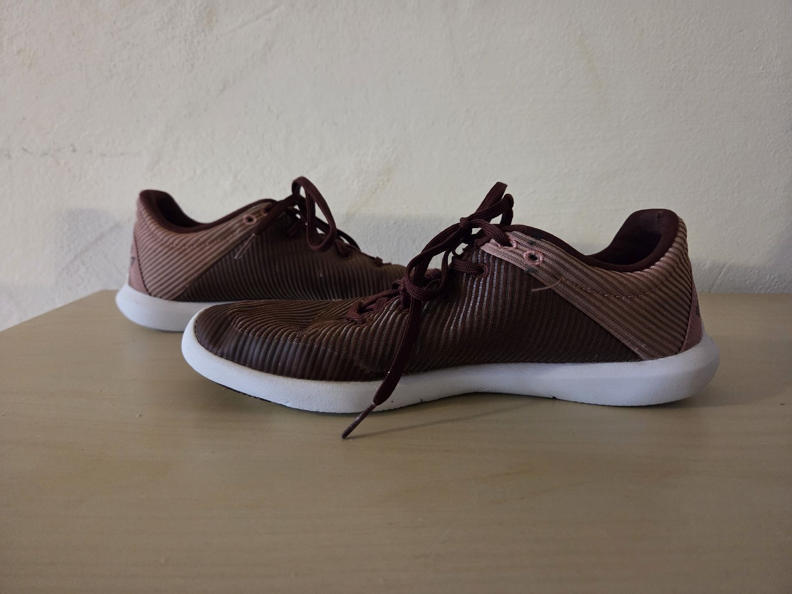 Reebok Damenschuhe: Reebok Laufschuhe Damen, Grösse 39 – Gebraucht aus Tschingel von Olivia.S 2