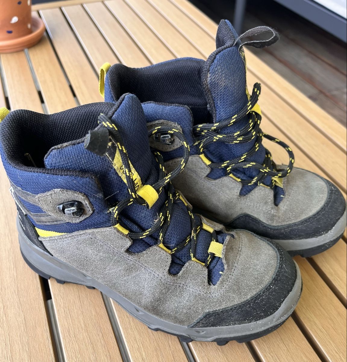 Schuhe für Jungen: Wanderschuhe Gr. 34 – Gebraucht aus Engelberg von Ziska11