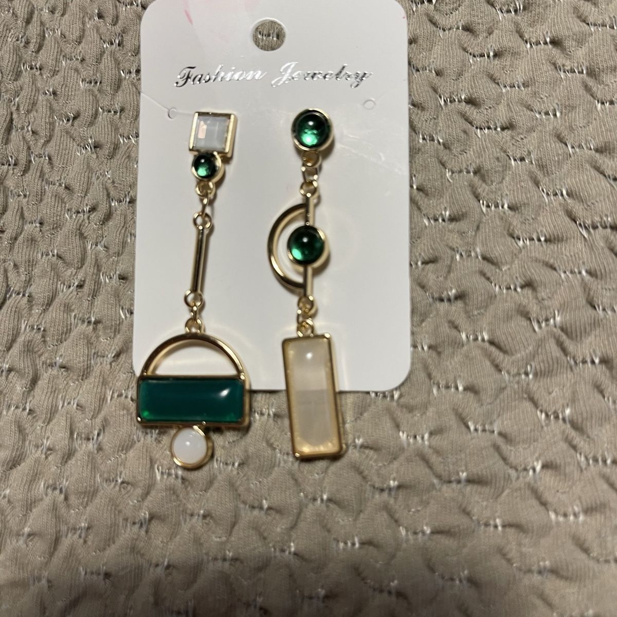 Boucles d'oreille: Orecchini pendenti geometrici verde smeraldo – Neuf avec emballage d'origine à Gordevio par LanaZimm 4