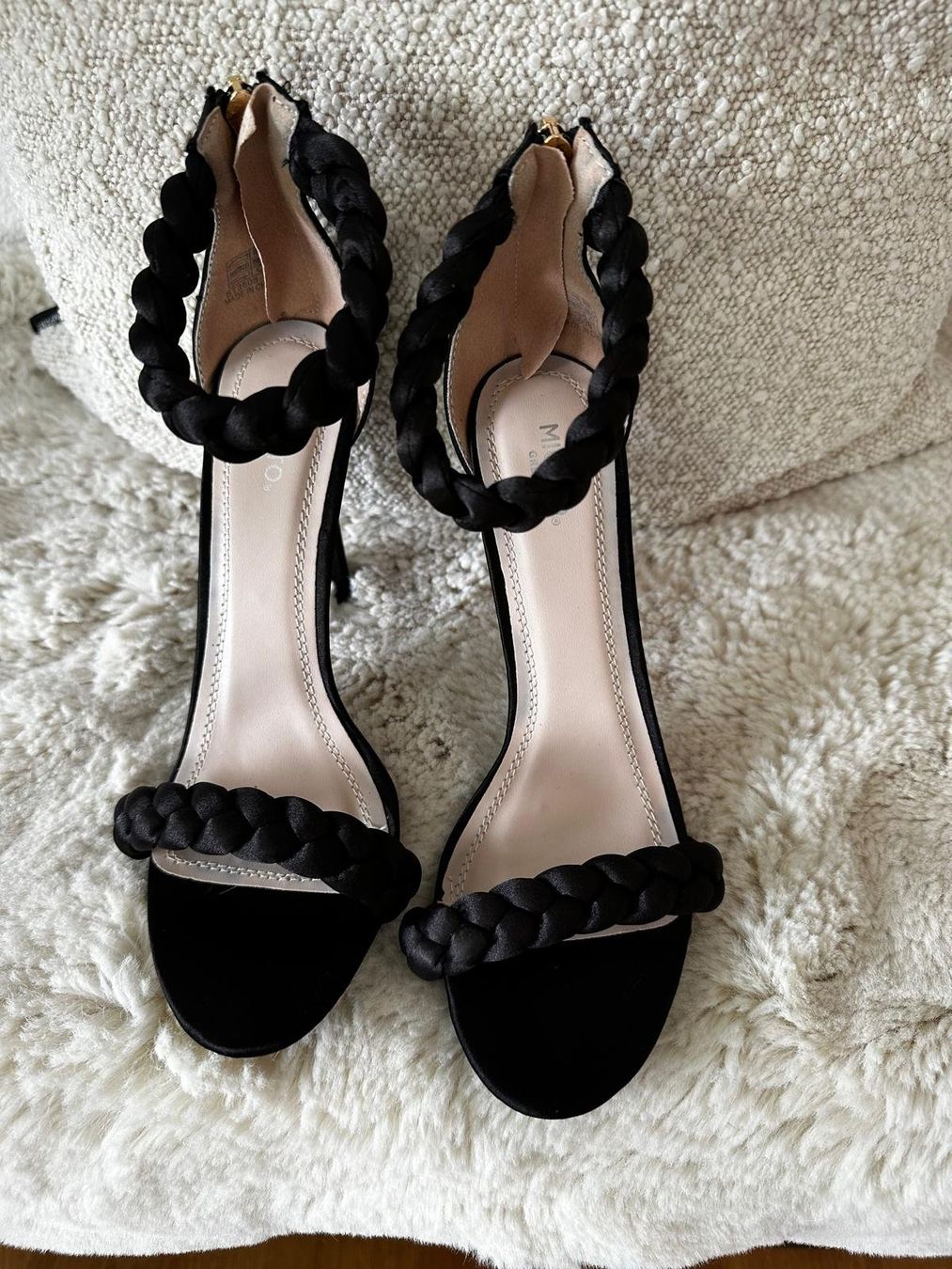 Scarpe da donna: Miséréo Satin High Heels Schwarz Gr. 38 – Usato da Thalwil venduto da victoriaSog 1
