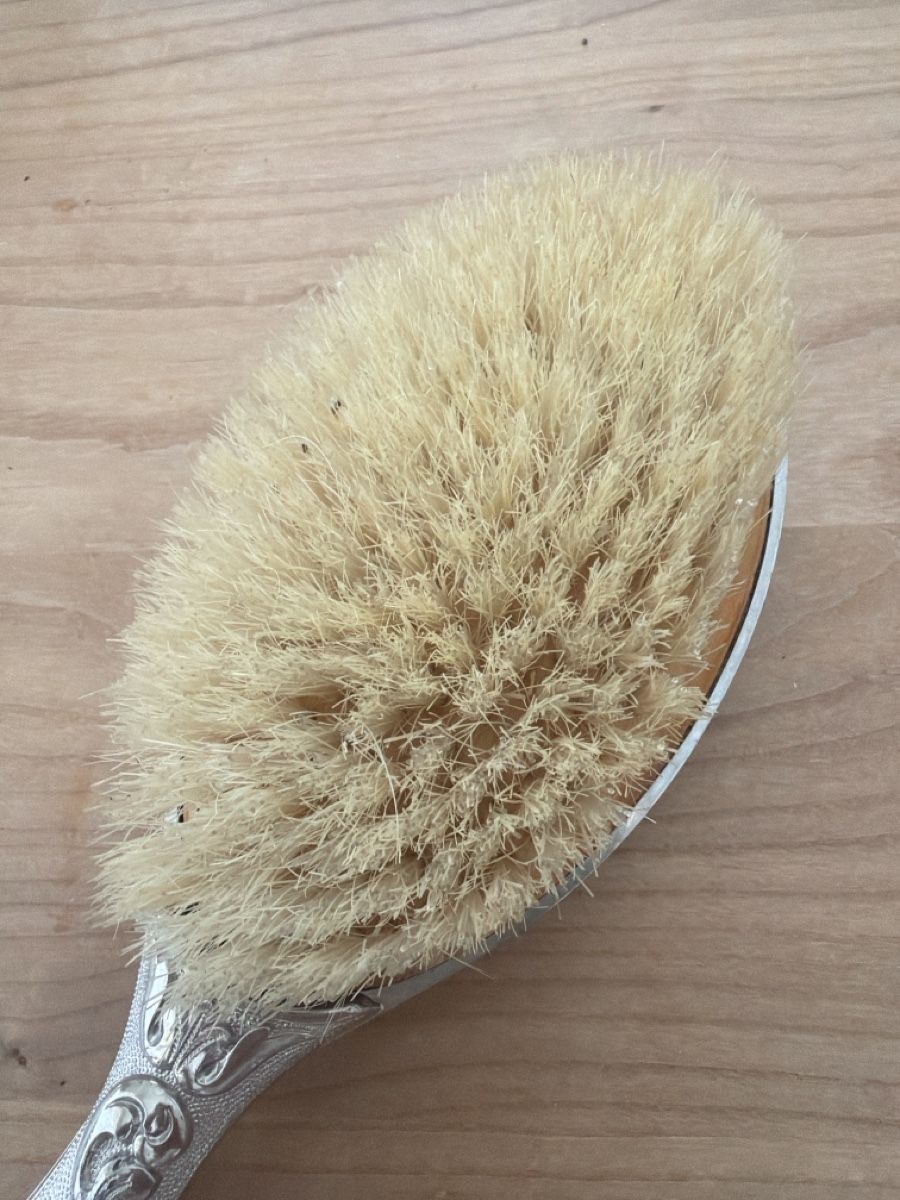 Altro per la cura dei capelli: Antike Haarbürste, silber – Usato da Münchenstein venduto da mjaaxx 3