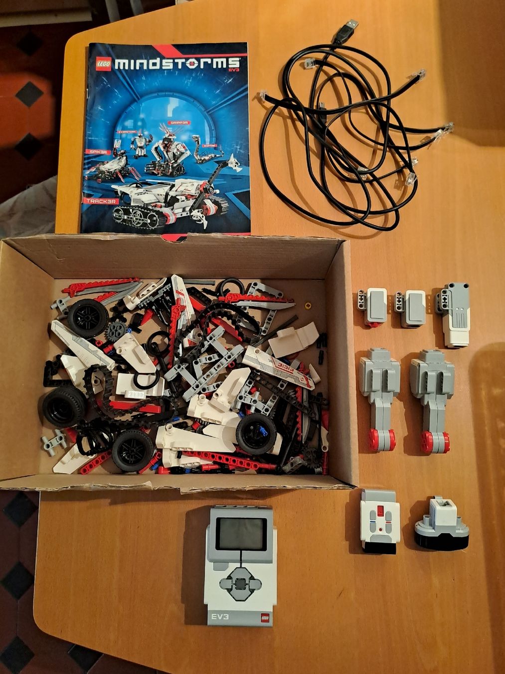 Lego Giocattoli: Lego Mindstorms EV3  Versand möglich  – Usato da Kestenholz venduto da Knox1973