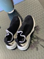 MK Sneaker Schwarz-Weiss Gr. 36,Top Zustand für Frühling!