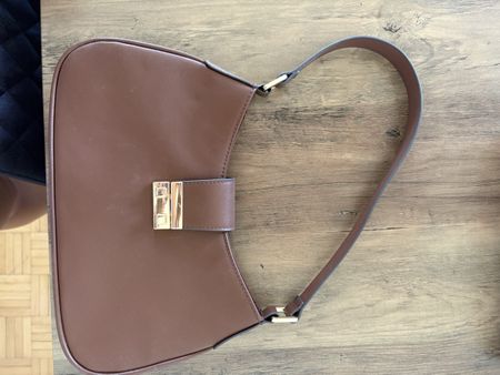 Umhaengetasche braun guter Zustand 25cm