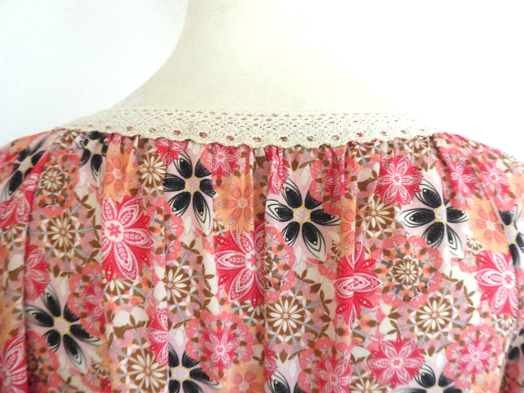 Chemisiers: leichte Bluse Hippie Boho Multicolor schöne Details, Gr. M/L – D'occasion à Berneck par chouchou1415 5