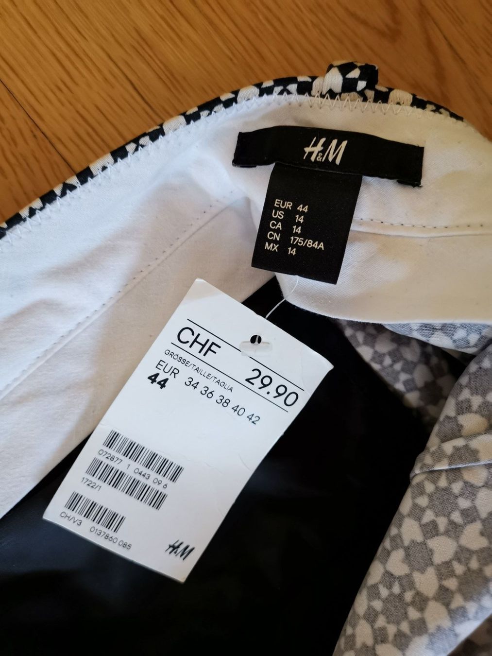 Pantaloni: Falthose H&M Gr. 44 – Nuovo (secondo la descrizione) da Ins venduto da Jacy1 2