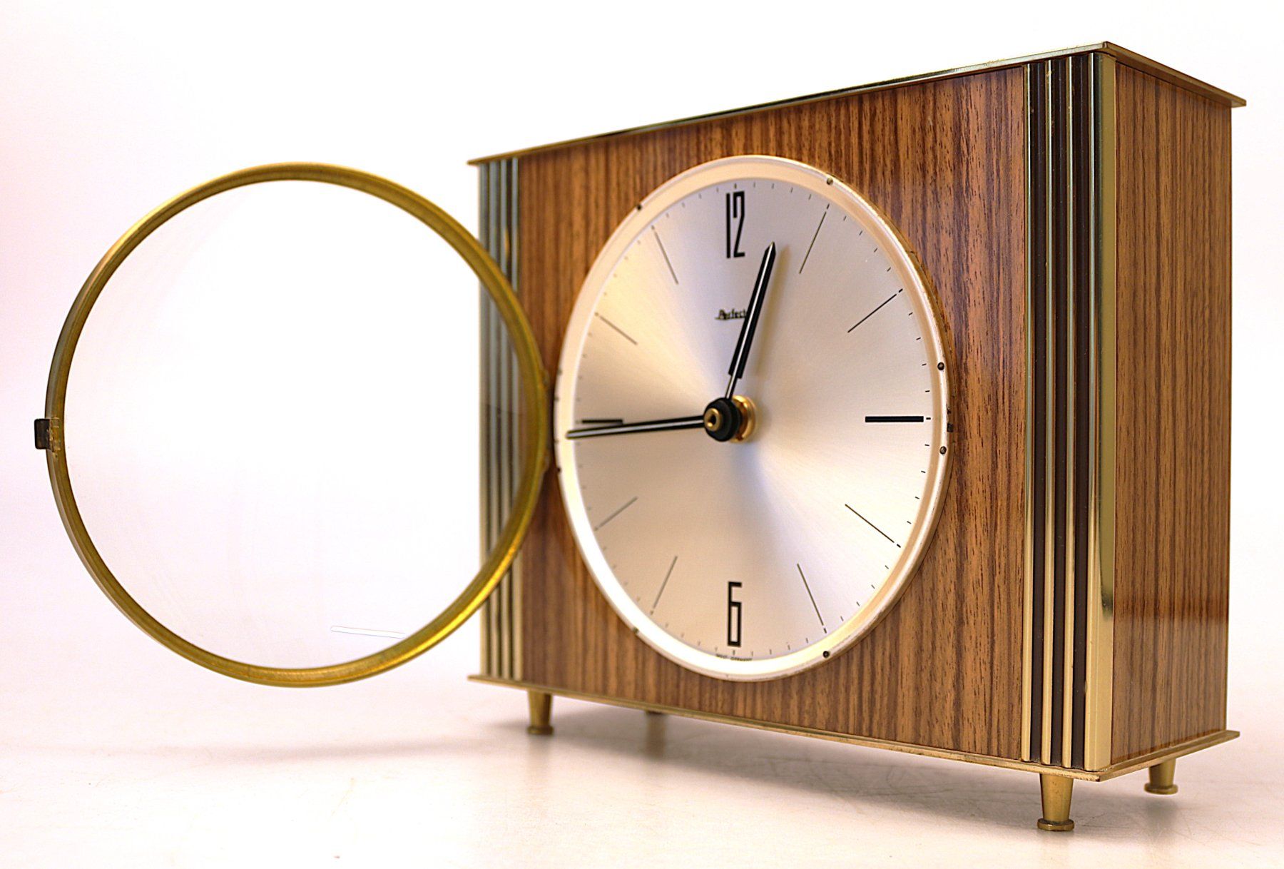 Stand- & Wanduhren: Perfecta Mid-Century Kaminuhr – Gebraucht aus Volketswil von brockipfannenstil 2