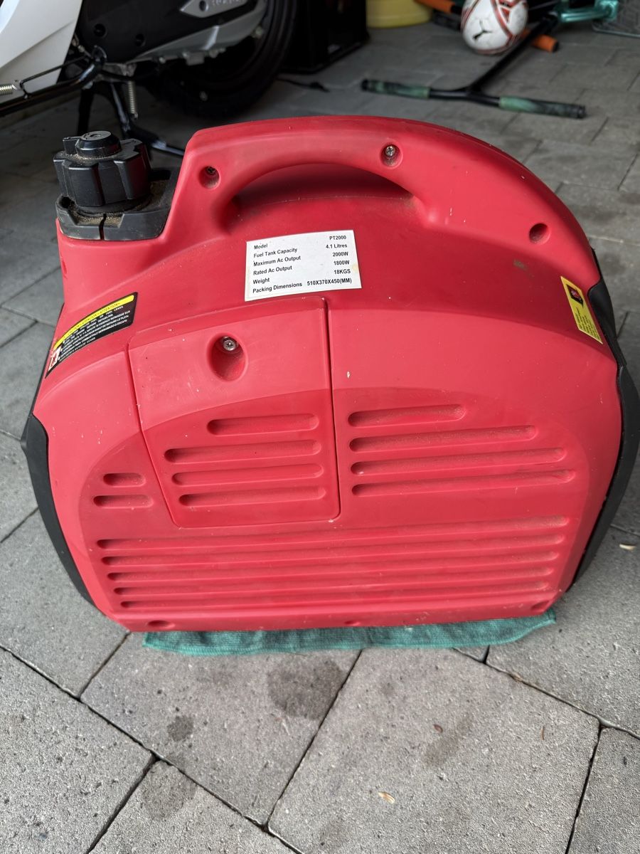 Stromgeneratoren: Stromerzeuger Powertech PT2000 2000W gebraucht – Gebraucht aus Heiligenschwendi von HighSpeedCutting 2