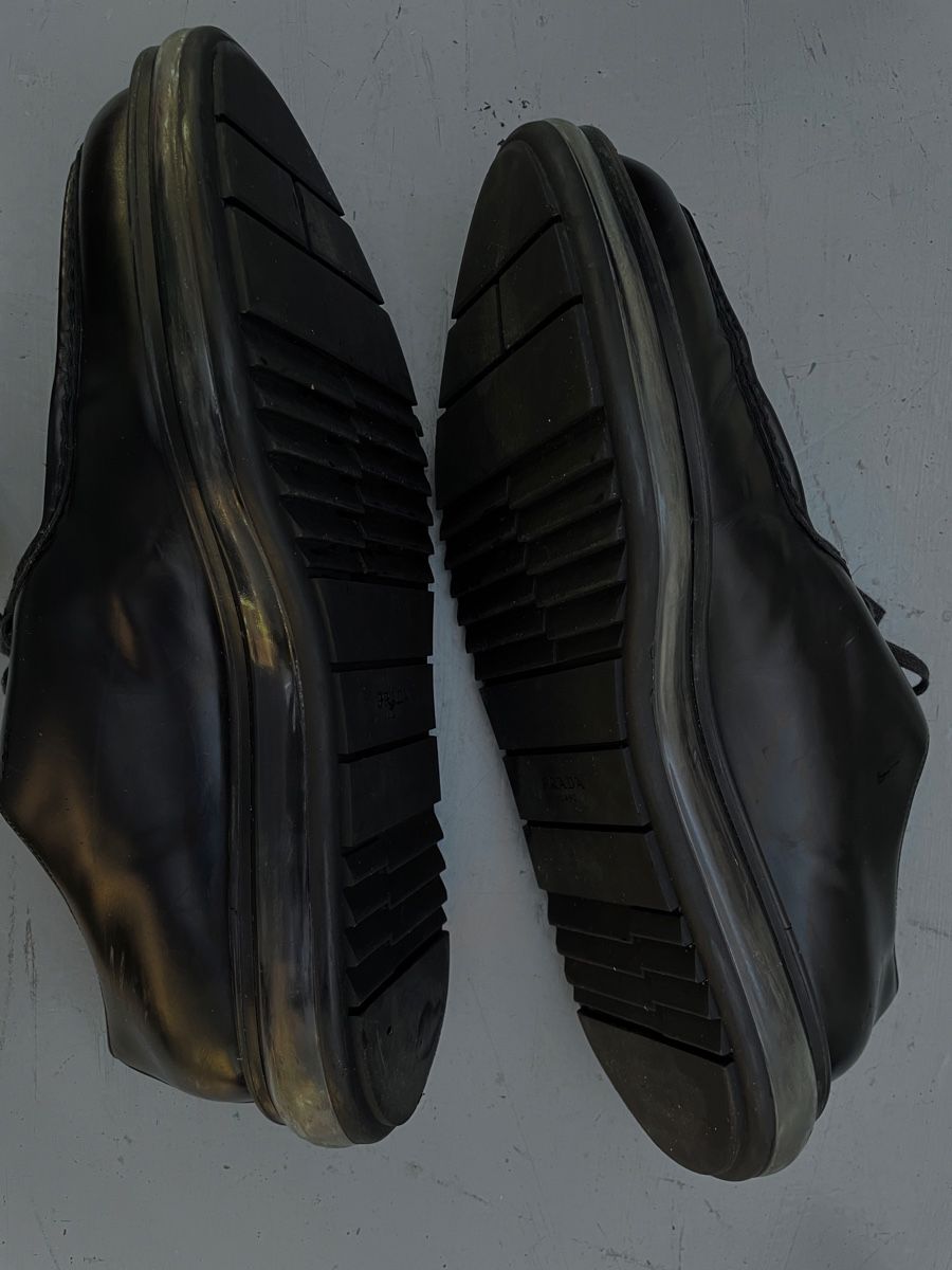 Prada Herrenschuhe: PRADA Herren Lederschuhe schwarz 45 – Gebraucht aus Zürich von Danokiko 1